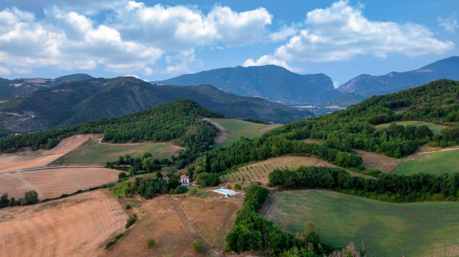 Agriturismo Il Fienile Di Ca Battista Кали Екстериор снимка