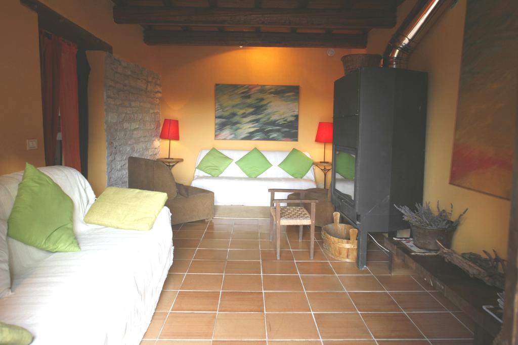 Agriturismo Il Fienile Di Ca Battista Кали Екстериор снимка