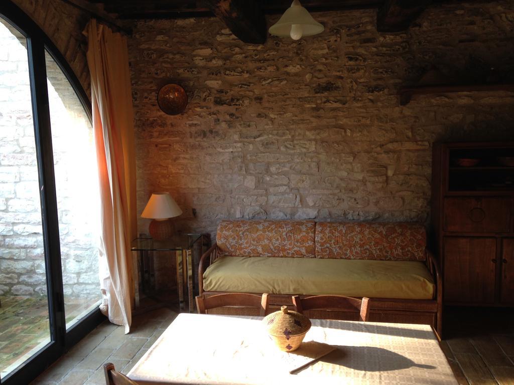 Agriturismo Il Fienile Di Ca Battista Кали Екстериор снимка