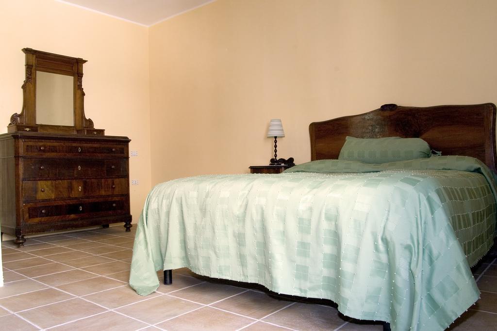 Agriturismo Il Fienile Di Ca Battista Кали Екстериор снимка
